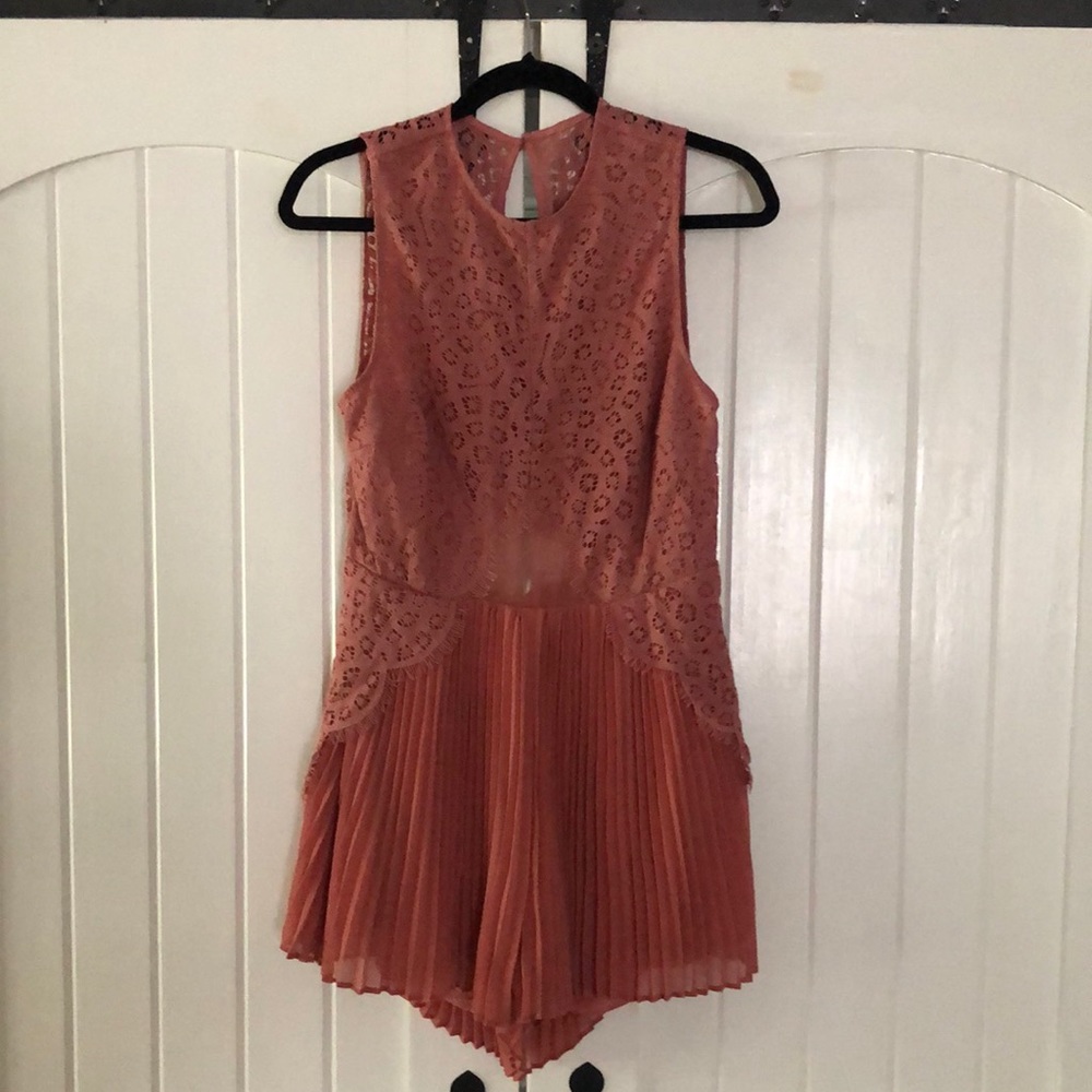 🆕URBAN OUTFITTERS KEEPSAKE DRESS🌸